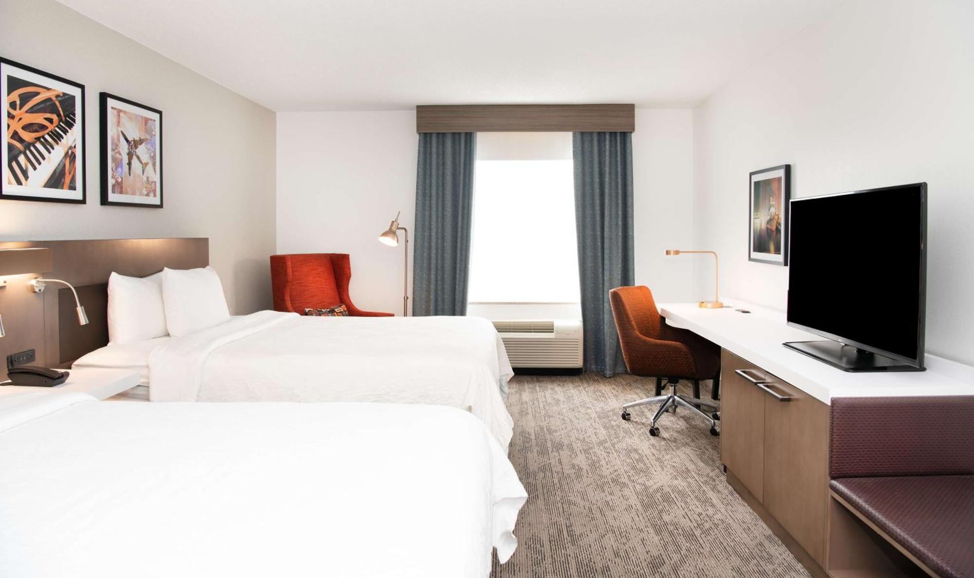 Hilton Garden Inn BWI Airport Линтикам Экстерьер фото